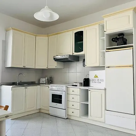 Dreams Apartment *